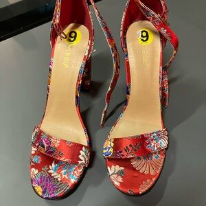 BAMBOO Red Floral Embroidered Block Heel Sandals